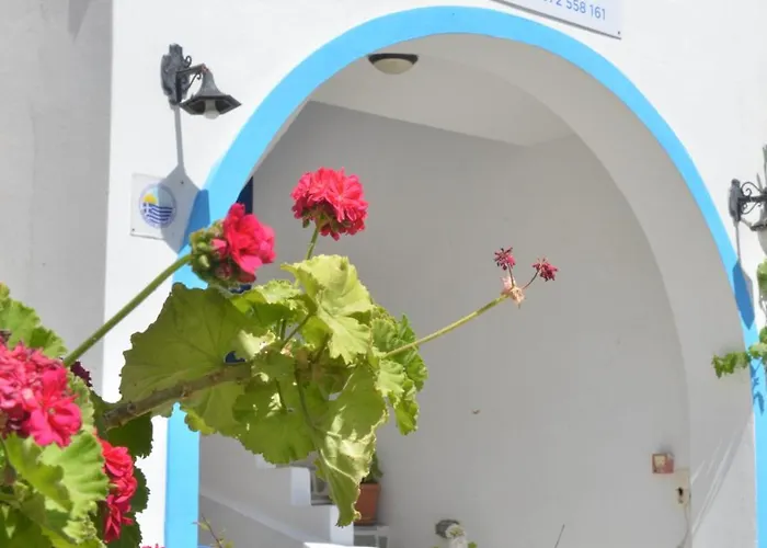 Plaza * Αγία Άννα